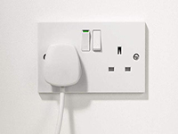 裝修百科：室內(nèi)電源插座距離地面多高比較合適呢？