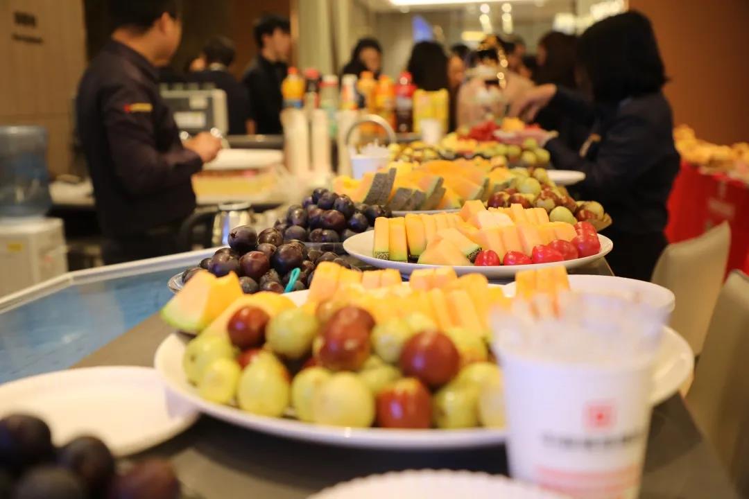 員工生日會(huì)丨金秋碩果，共度韶華，祝壽星們生日快樂(lè)！